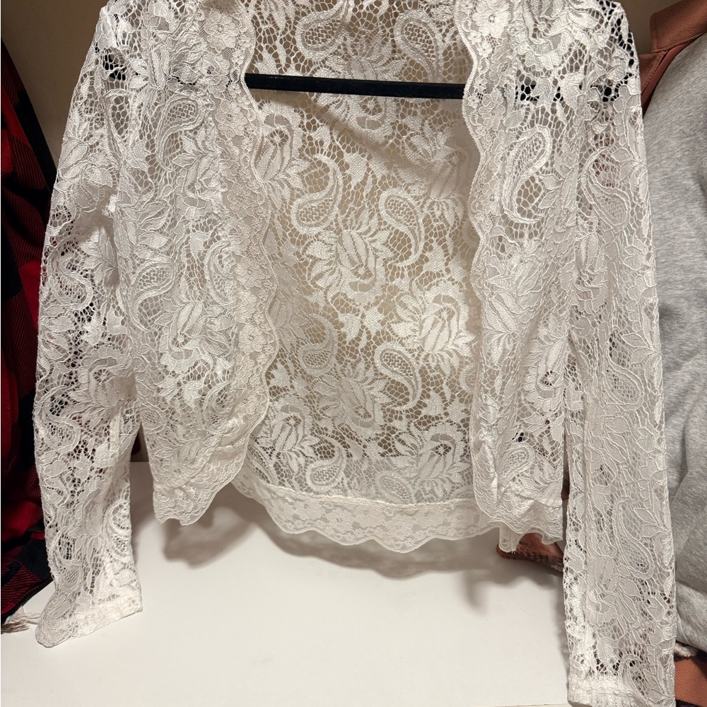 SHEIN White Lace Top